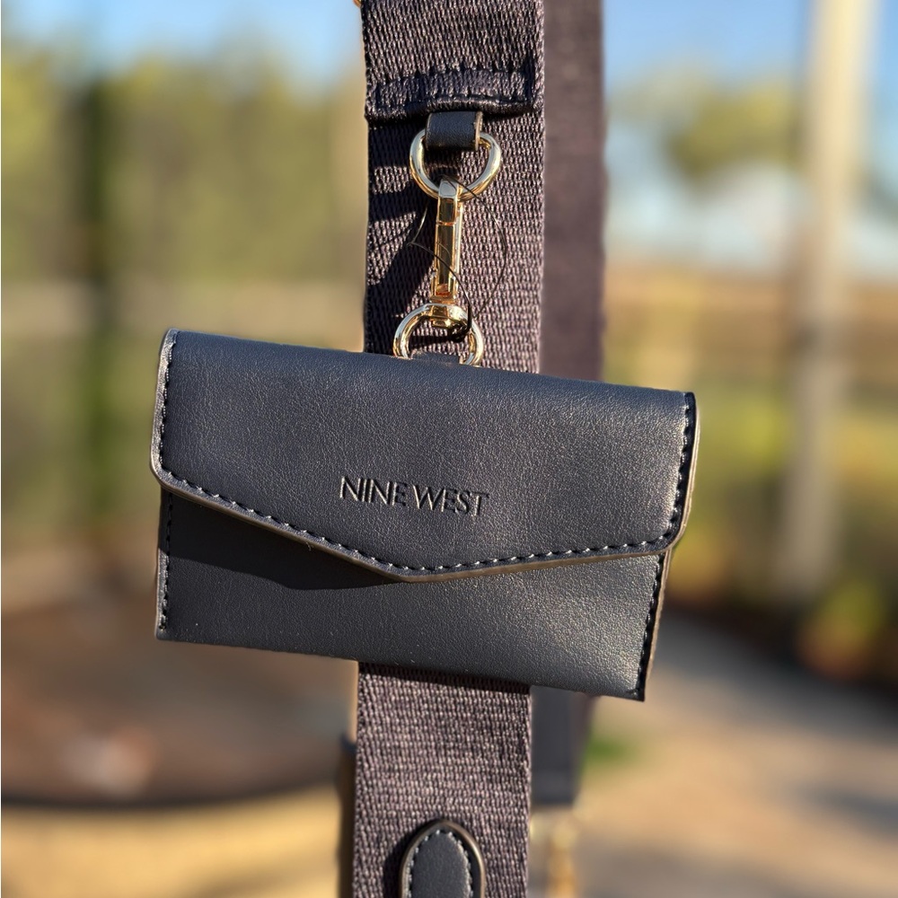 NWOT Nine West Nalini Medium Swing Blue Crossbody Bag | w/ Credit Card Holder | - Picture 6 of 16